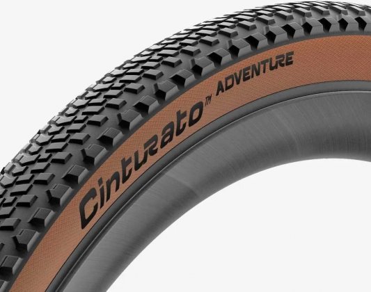 Покрышка Pirelli Cinturato Adventure 700x35C, чёрная с бежевыми боками Classic